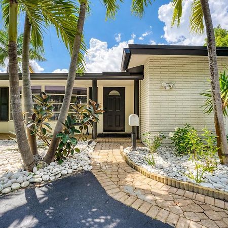 Luxury Tropical Oasis! Huge Saltwater Pool! 1 Mile To Beach! Villa Fort Lauderdale Eksteriør billede